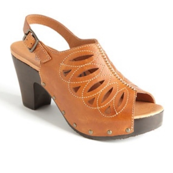 Dansko Brown Sandals 40 Rowena Leather sling back Platform Clog Perforated Boho - Picture 1 of 9